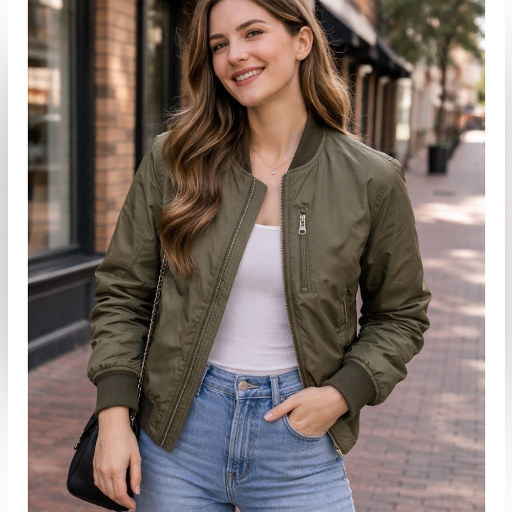 H&M Casual Bomber Jacket Green Size Medium